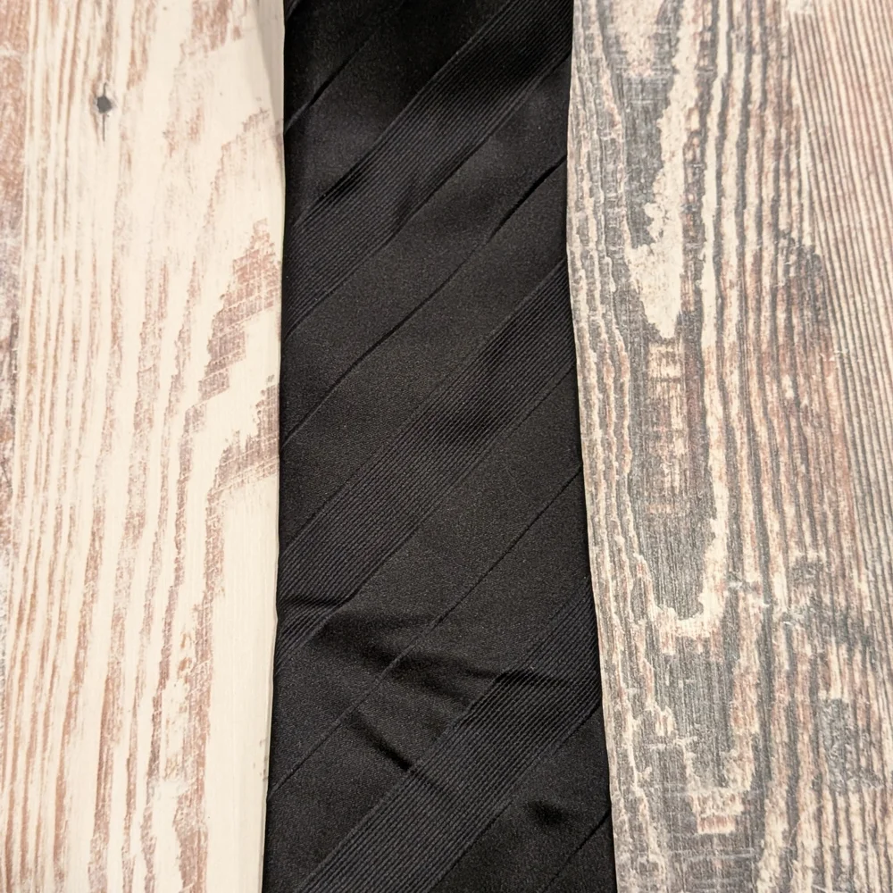 Donald Trump Signature‎ Gold Bar Classic Black Striped Men's Tie